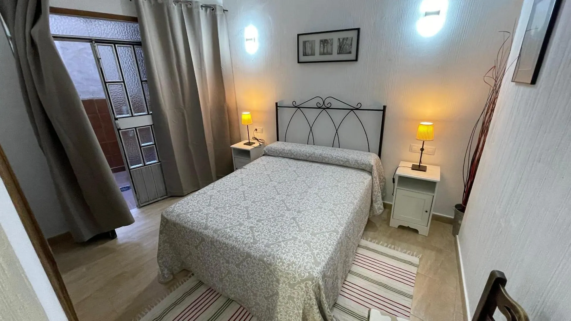 Casa Para Parejas El Cerrillo 卡斯特里尔